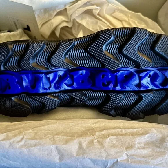 Burberry Black Creeper Chelsea Boots Men's size 39 EUR, UK 5, US 6 Unisex style - Picture 3 of 7